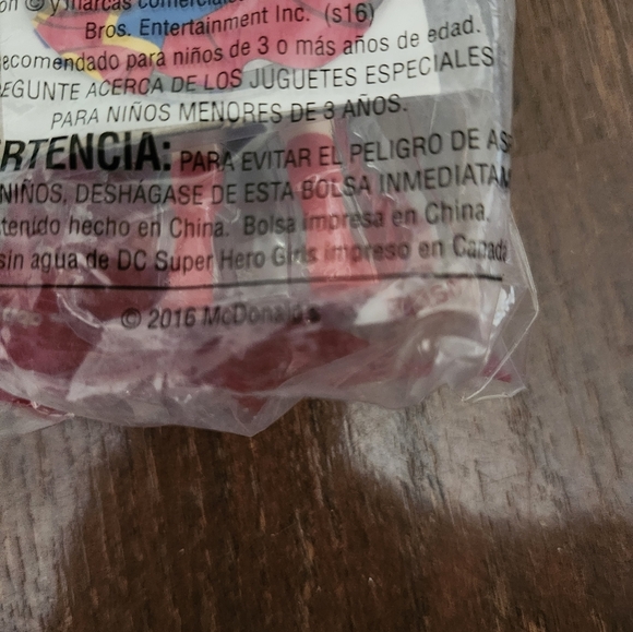 2/$20 DC Superhero Girls Supergirl Toy #3 Made for McDonald's Happy Meal 2016 - Picture 4 of 4